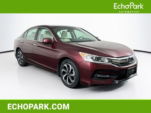 Used 2017 Honda Accord EX image 1