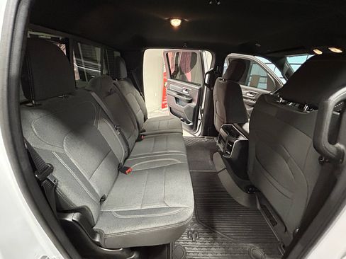 Used 2022 RAM 1500 Big Horn AWD/4WD image 44