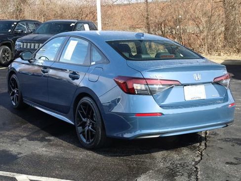 Used 2025 Honda Civic Sport image 5