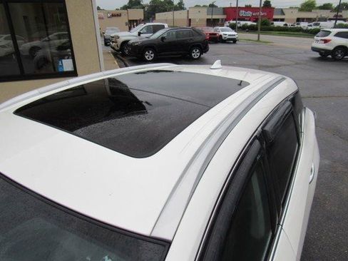Used 2018 Nissan Murano Platinum w/ Cargo Package AWD/4WD image 6