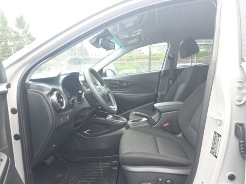 Used 2023 Hyundai Kona SEL w/ Cargo Package image 9