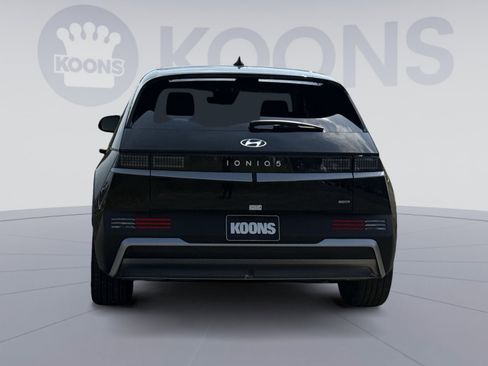 New 2025 Hyundai Ioniq 5 SE image 5