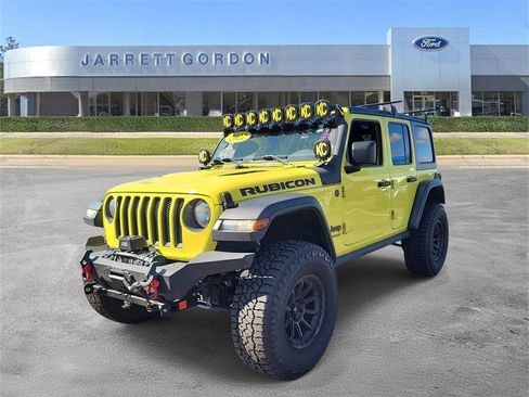 Used 2022 Jeep Wrangler Unlimited Rubicon image 2