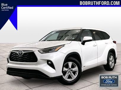 Used 2022 Toyota Highlander LE