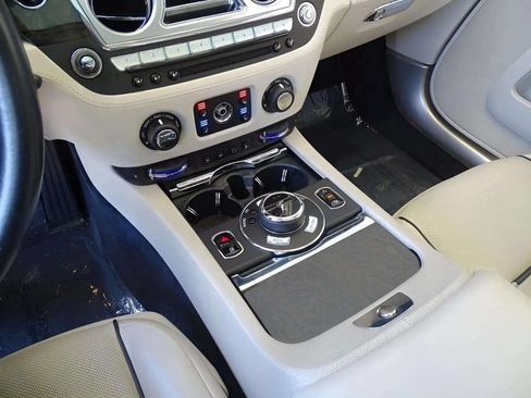 Used 2014 Rolls-Royce Wraith RWD image 6