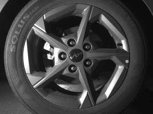 Used 2025 Kia K4 LXS image 15