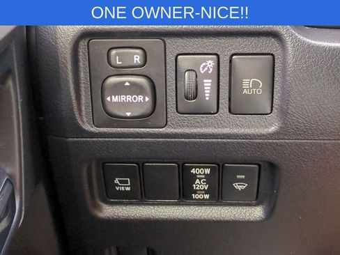Used 2022 Toyota 4Runner Limited RWD image 18