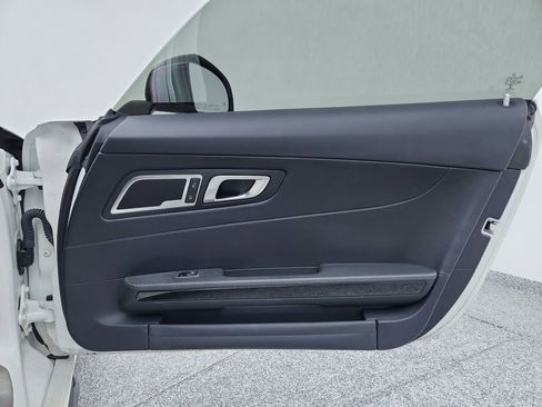 Used 2017 Mercedes-Benz AMG GT Coupe image 36