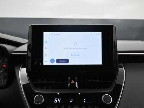 Used 2024 Toyota Corolla LE image 19