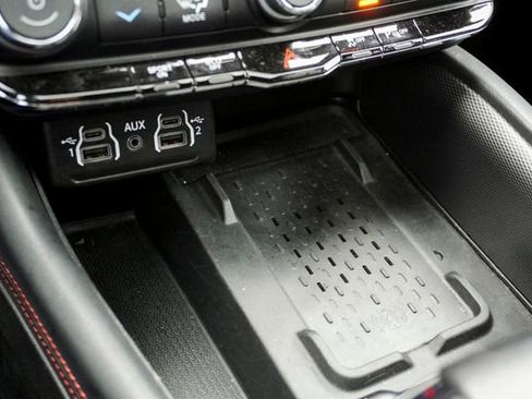 Used 2025 Dodge Durango R/T image 23