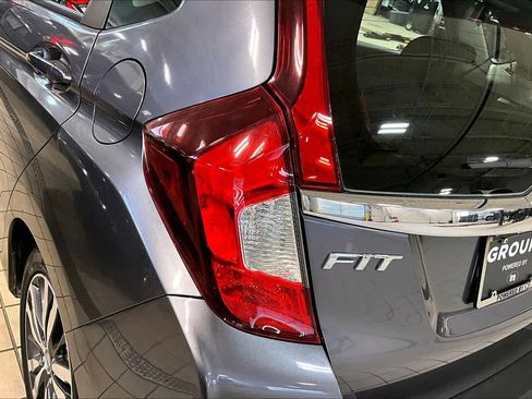 Used 2015 Honda Fit EX image 27