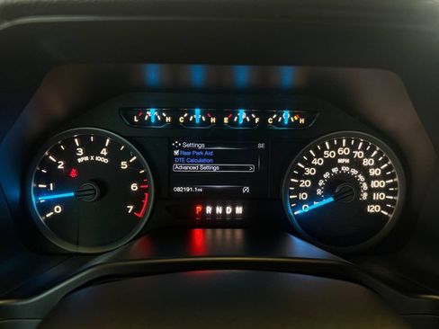 Used 2017 Ford F150 XLT w/ Equipment Group 302A Luxury AWD/4WD image 19