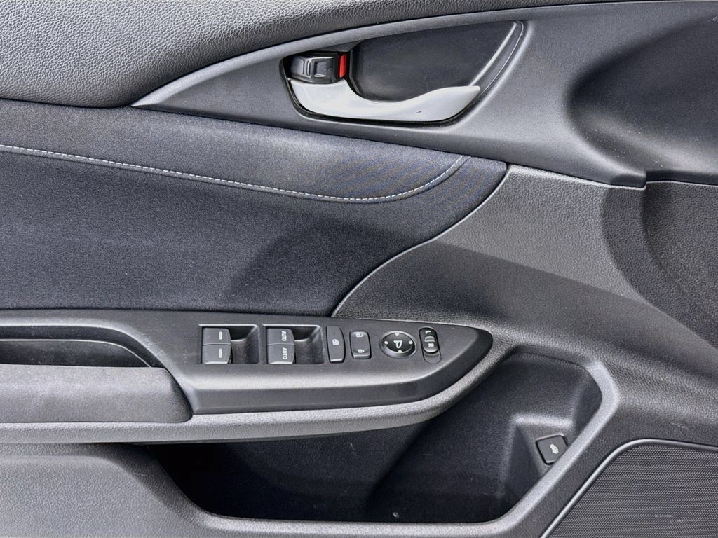 Used 2019 Honda Insight EX image 21