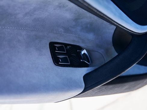 Used 2021 McLaren 765LT image 33