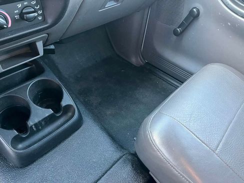 Used 2001 Ford Ranger 4x4 Regular Cab image 19