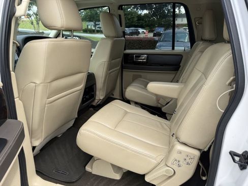 Used 2017 Lincoln Navigator L Reserve RWD image 22