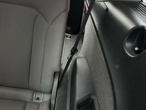 Used 2018 Audi Q7 3.0T Premium Plus w/ Premium Plus Package image 19