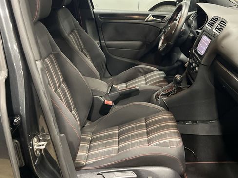 Used 2014 Volkswagen GTI Wolfsburg Edition image 24
