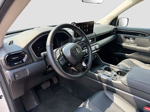 Used 2026 Honda Passport RTL image 9