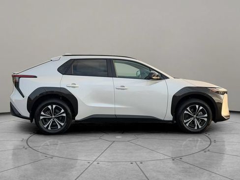 Certified 2024 Toyota bZ4X AWD w/ Weather Package image 7