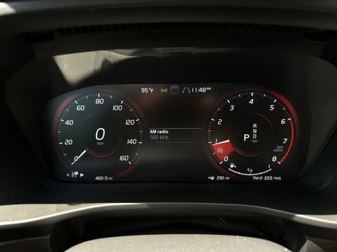 Used 2022 Volvo XC40 T5 Inscription image 16