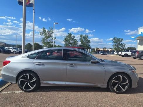 Used 2018 Honda Accord Sport image 13