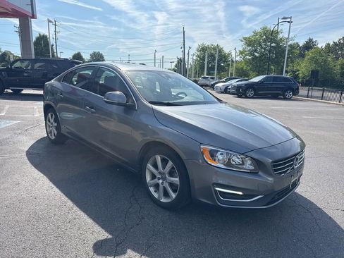 Used 2016 Volvo S60 T5 Premier w/ Convenience Package FWD image 7