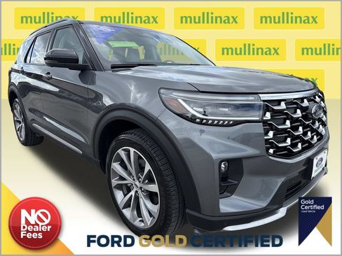 Used 2025 Ford Explorer Platinum w/ Ultimate Package AWD/4WD image 1
