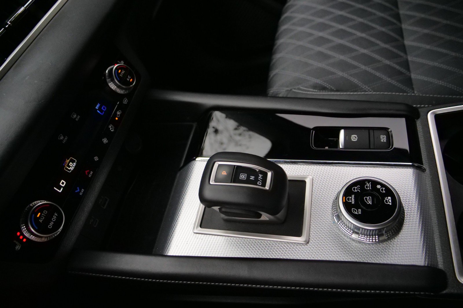 Used 2022 Mitsubishi Outlander SEL AWD/4WD image 19
