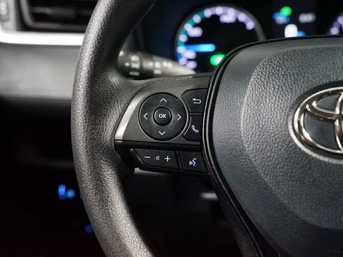 Certified 2022 Toyota RAV4 LE image 14