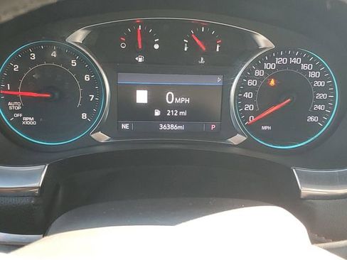 Used 2023 Chevrolet Traverse RS AWD/4WD image 22