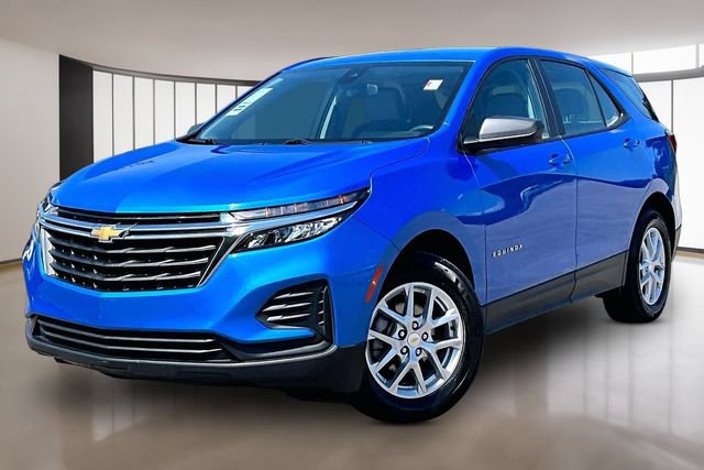 Used 2024 Chevrolet Equinox LS w/ LPO, Floor Liner Package FWD image 1