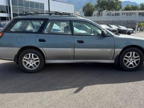 Used 2001 Subaru Outback Wagon AWD/4WD image 2