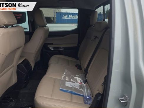 Used 2024 Ford Ranger Lariat w/ Trailer Tow Package image 5