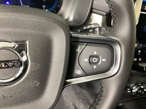 New 2025 Volvo XC40 B5 Ultra w/ Climate Package image 32