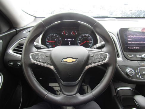 Used 2022 Chevrolet Malibu RS image 14