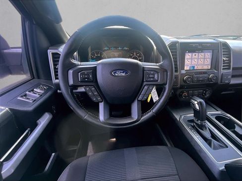 Used 2017 Ford F150 XLT w/ Equipment Group 302A Luxury RWD image 7