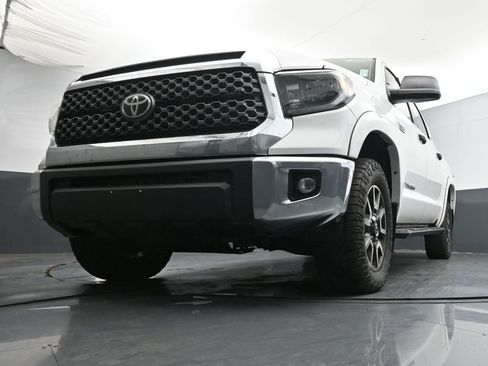 Used 2020 Toyota Tundra SR5 w/ TRD Off-Road Package image 20