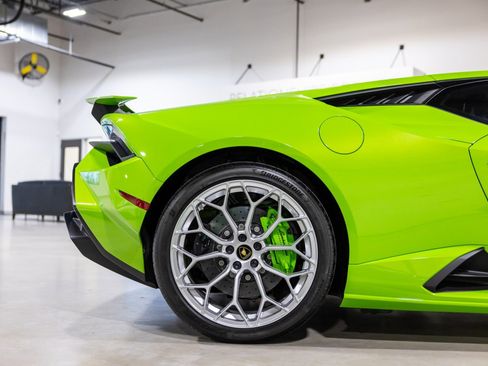 Used 2024 Lamborghini Huracan Tecnica image 27