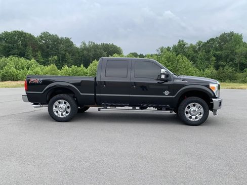 Used 2014 Ford F250 Lariat w/ Lariat Ultimate Package AWD/4WD image 8