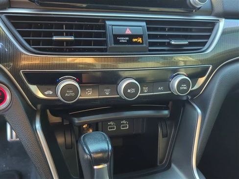 Used 2022 Honda Accord Sport image 19