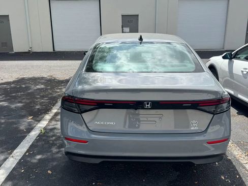 Used 2025 Honda Accord SE image 4