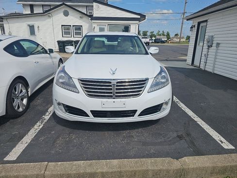 Used 2014 Hyundai Equus Signature RWD image 7