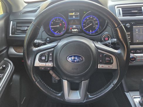 Used 2016 Subaru Outback 2.5i Limited image 17