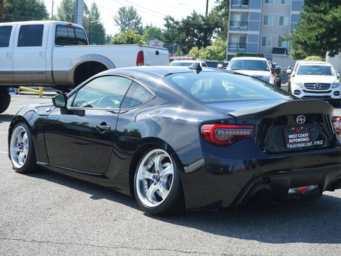 Used 2013 Scion FR-S RWD image 2