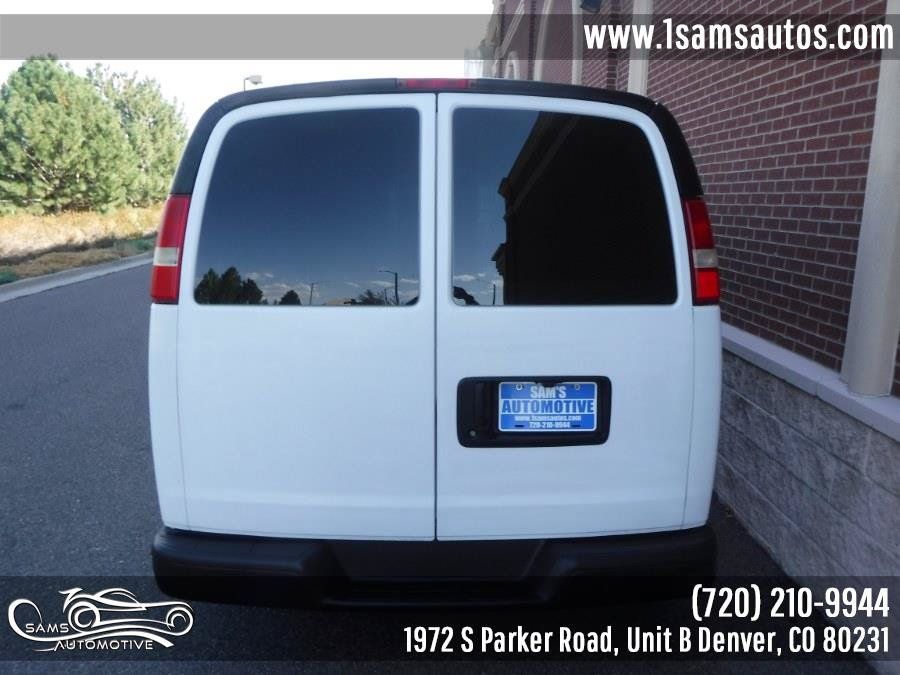 Used 2009 Chevrolet Express 1500 AWD image 16