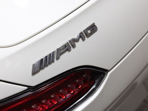 Used 2018 Mercedes-Benz AMG GT Roadster w/ Exclusive Interior Package image 22