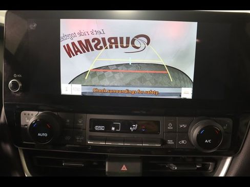 Used 2025 Toyota Grand Highlander XLE image 25