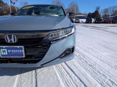 Used 2022 Honda Accord Sport image 11