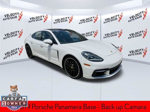 Used 2019 Porsche Panamera image 1